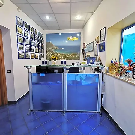 Al Baglio Πανσιόν 4*