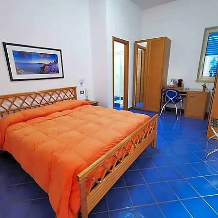 Al Baglio Πανσιόν 4*